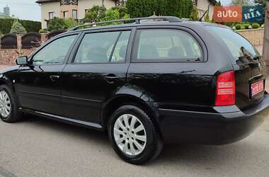 Універсал Skoda Octavia 2001 в 