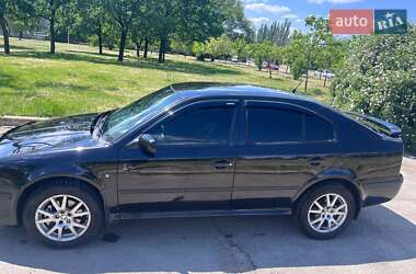 Лифтбек Skoda Octavia 2007 в Днепре