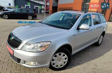Універсал Skoda Octavia 2013 в 
