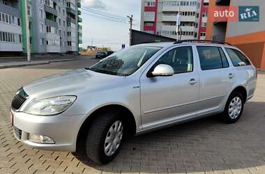 Універсал Skoda Octavia 2013 в 