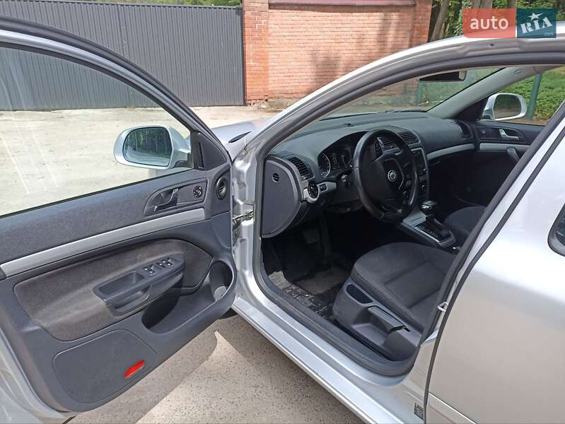 Ліфтбек Skoda Octavia 2012 в Львові