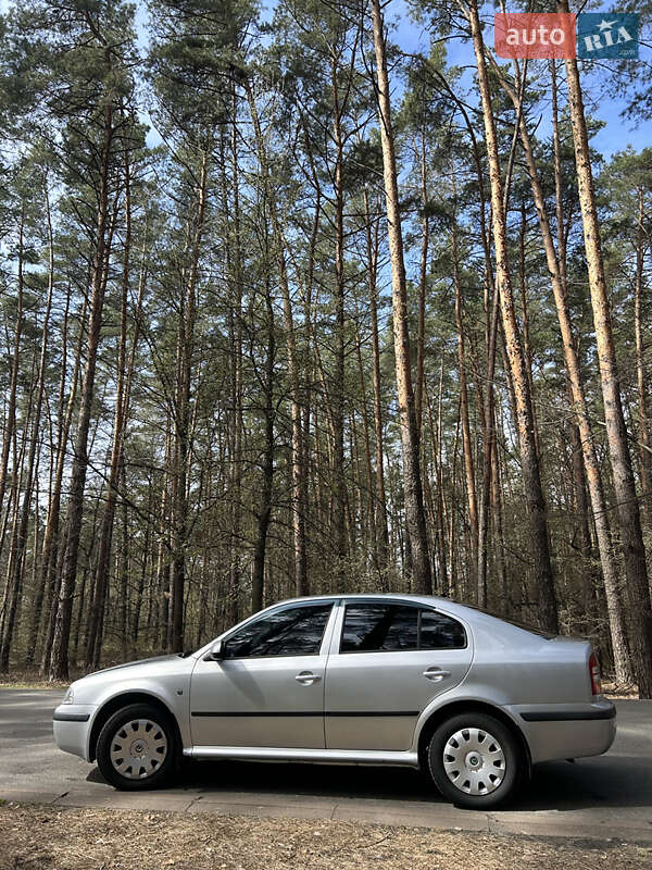 Ліфтбек Skoda Octavia 2010 в Києві
