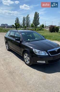 Універсал Skoda Octavia 2012 в 