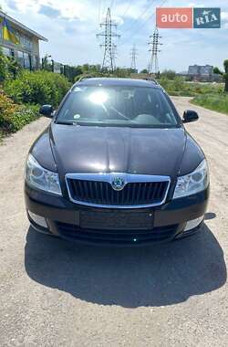 Універсал Skoda Octavia 2012 в 