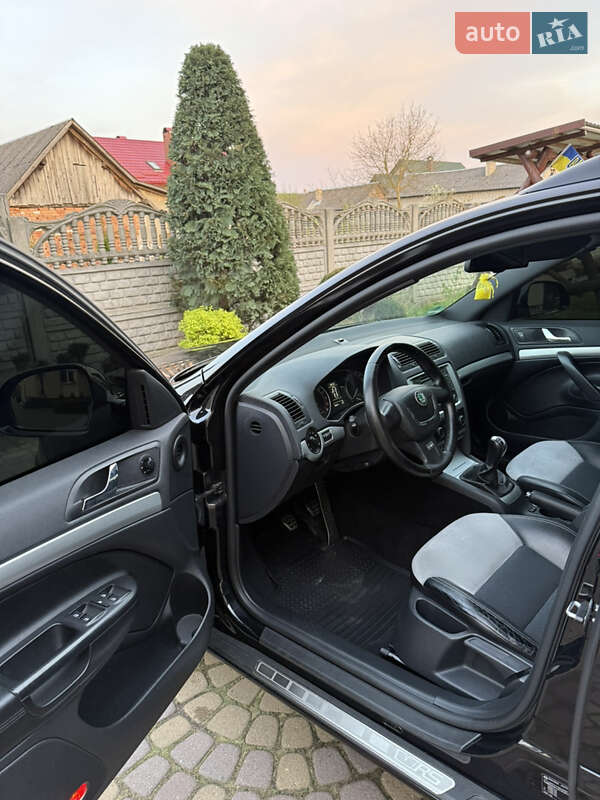 Універсал Skoda Octavia 2009 в Яворові