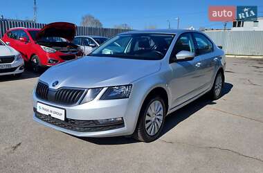 Лифтбек Skoda Octavia 2019 в Киеве