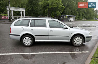 Универсал Skoda Octavia 2009 в 