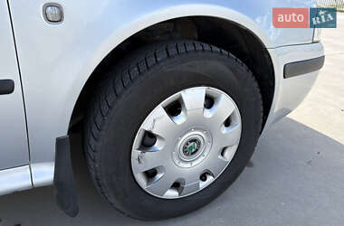 Универсал Skoda Octavia 2009 в 