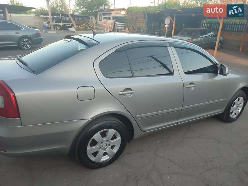 Лифтбек Skoda Octavia 2011 в Кривом Роге фото 5 Лифтбек Skoda Octavia 2011 в Кривом Роге
