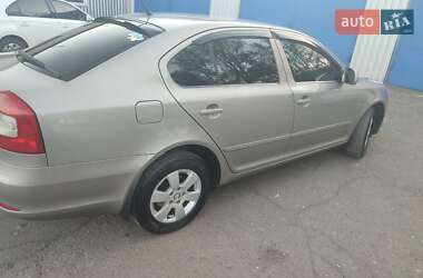 Лифтбек Skoda Octavia 2011 в 