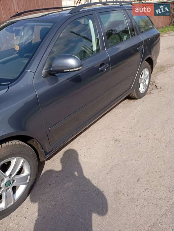Универсал Skoda Octavia 2012 в Бобровице фото 4 Универсал Skoda Octavia 2012 в Бобровице