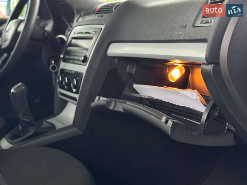 Универсал Skoda Octavia 2011 в Виннице