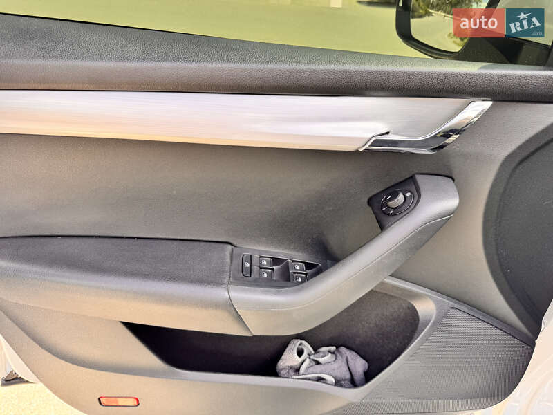 Лифтбек Skoda Octavia 2019 в Днепре фото 11 Лифтбек Skoda Octavia 2019 в Днепре