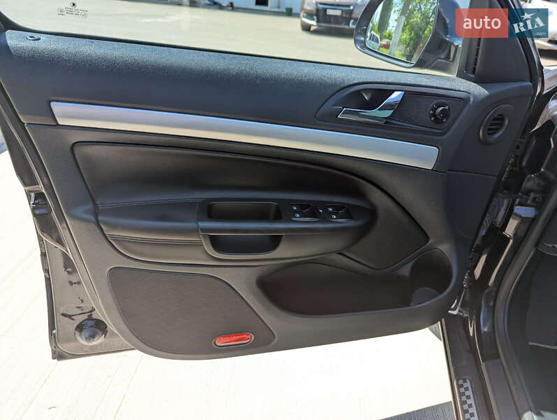 Универсал Skoda Octavia 2010 в Чернигове