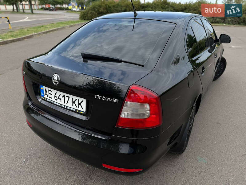 Лифтбек Skoda Octavia 2010 в Кривом Роге