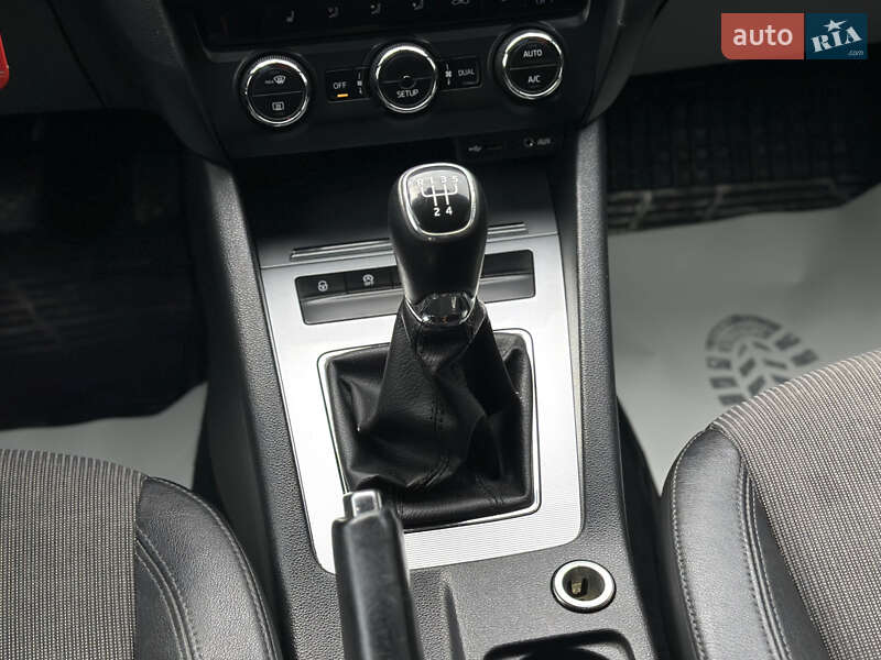 Універсал Skoda Octavia 2015 в Шептицькому
