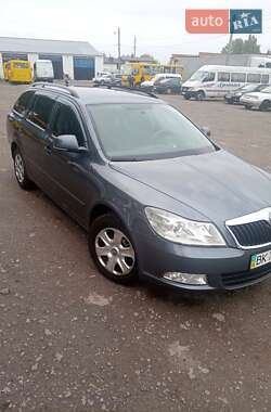 Универсал Skoda Octavia 2010 в Ровно