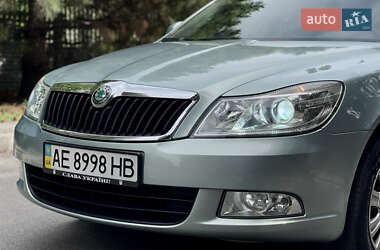 Ліфтбек Skoda Octavia 2012 в 
