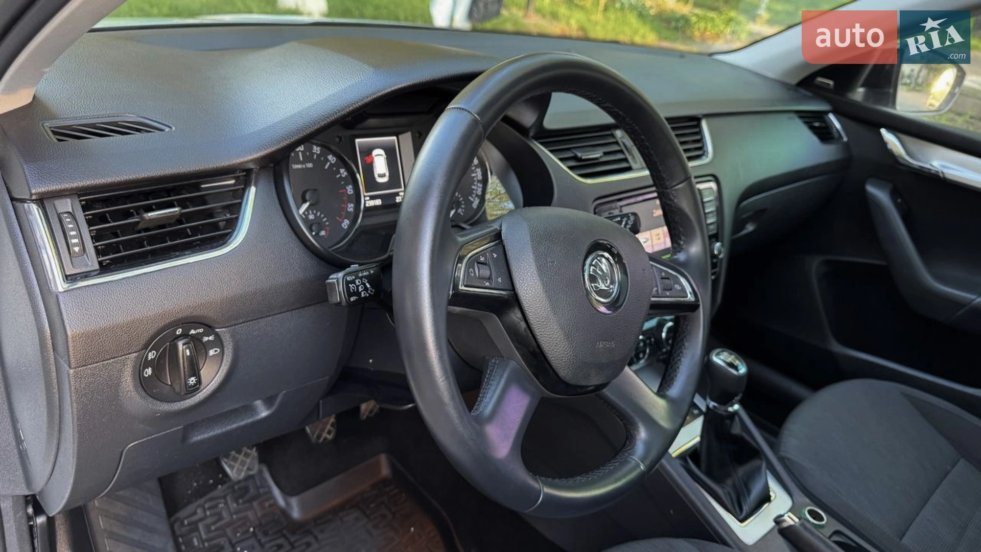 2015 Skoda Octavia - мініатюра 29