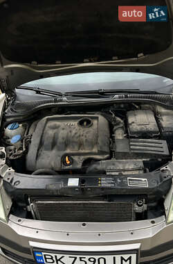 Лифтбек Skoda Octavia 2006 в 