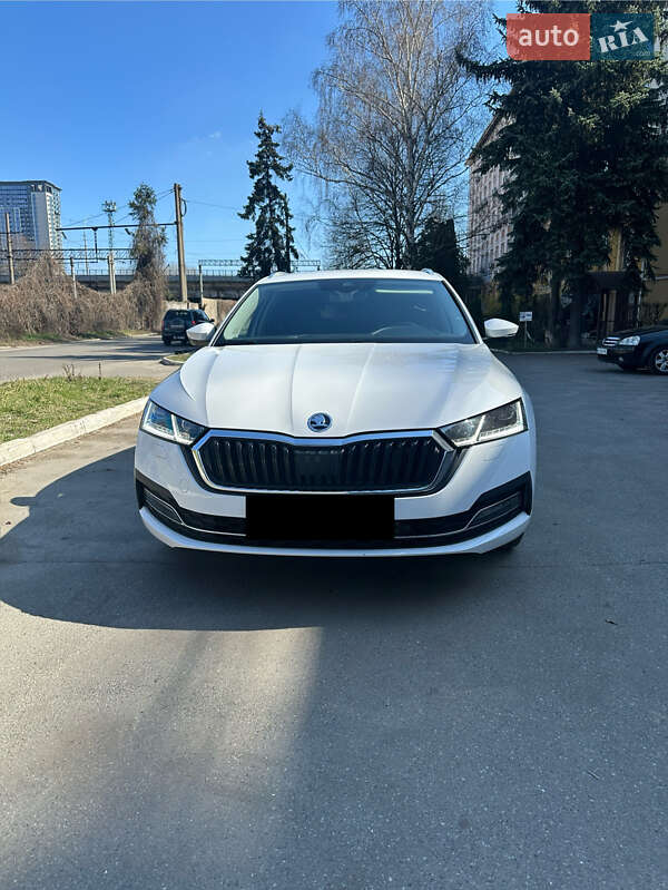 Универсал Skoda Octavia 2021 в 