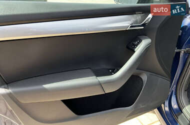 Лифтбек Skoda Octavia 2017 в 