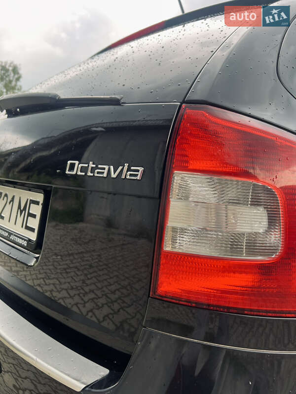 Універсал Skoda Octavia 2010 в Дрогобичі