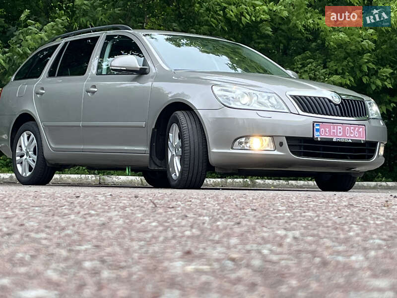 Універсал Skoda Octavia 2012 в Радивиліві