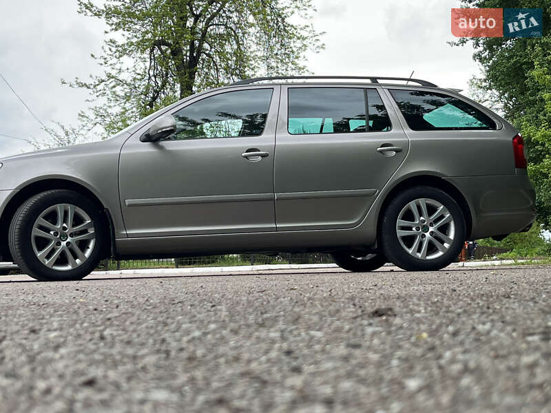 Універсал Skoda Octavia 2012 в Радивиліві