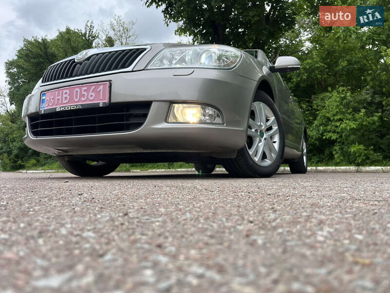 Універсал Skoda Octavia 2012 в Радивиліві