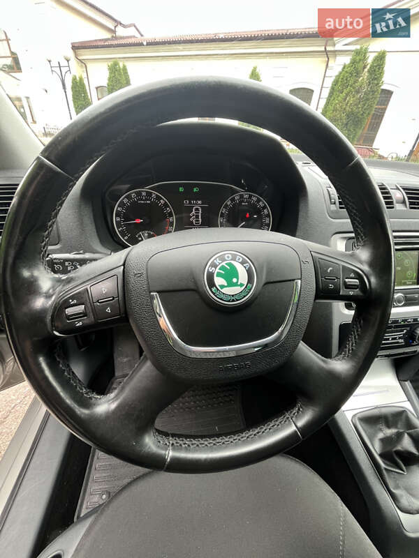 Універсал Skoda Octavia 2012 в Радивиліві