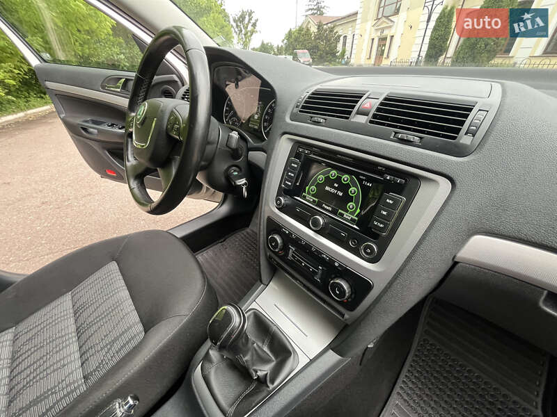 Універсал Skoda Octavia 2012 в Радивиліві