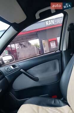 Лифтбек Skoda Octavia 2005 в 