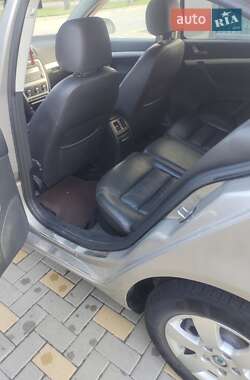Ліфтбек Skoda Octavia 2010 в 
