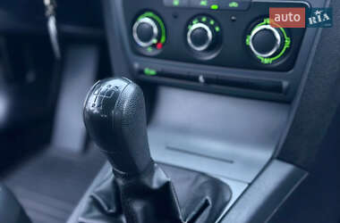 Универсал Skoda Octavia 2011 в 