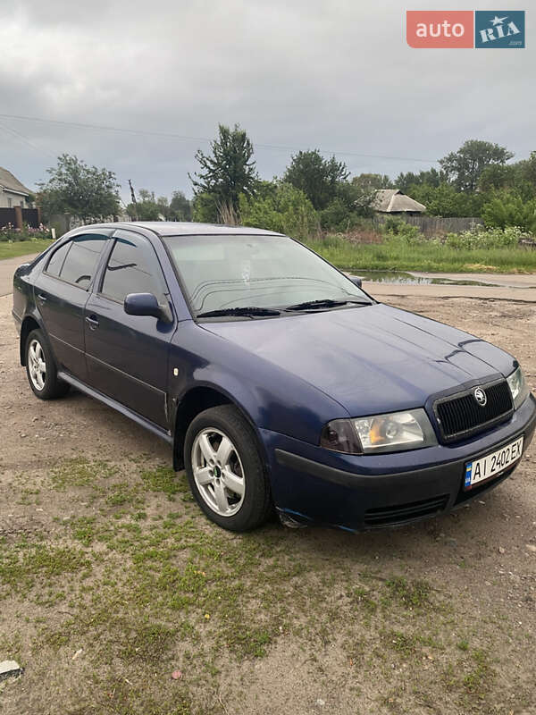 Ліфтбек Skoda Octavia 2001 в Бобровиці