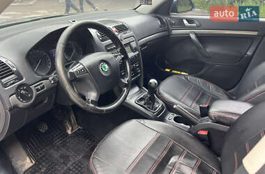 Лифтбек Skoda Octavia 2006 в 