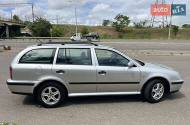 Универсал Skoda Octavia 1999 в 
