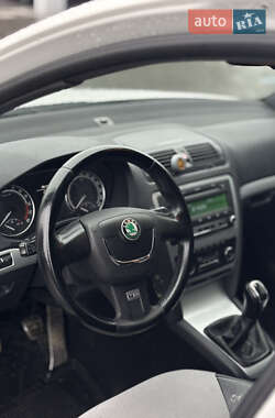 Лифтбек Skoda Octavia 2011 в 