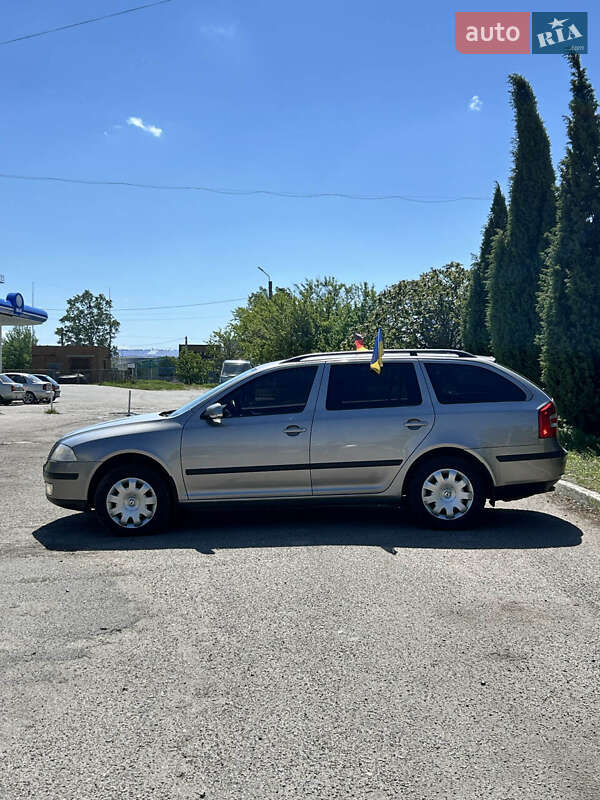 Універсал Skoda Octavia 2008 в Сумах