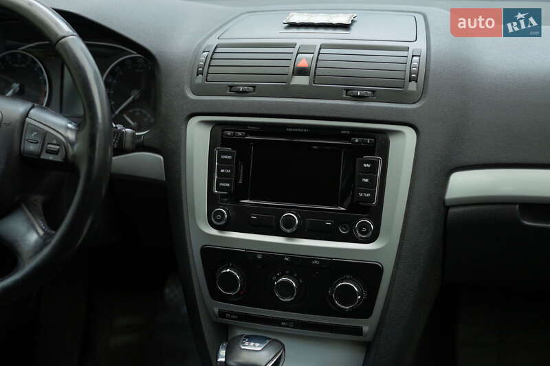 Універсал Skoda Octavia 2012 в Харкові