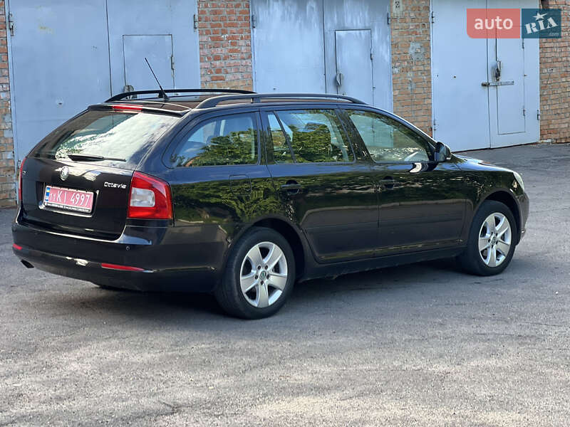 Универсал Skoda Octavia 2012 в Виннице