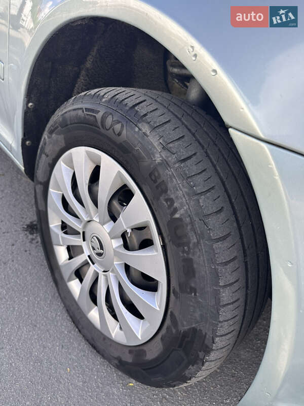 Универсал Skoda Octavia 2009 в Староконстантинове