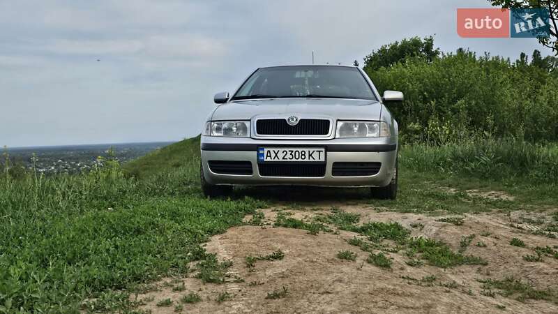 Лифтбек Skoda Octavia 2004 в Полтаве