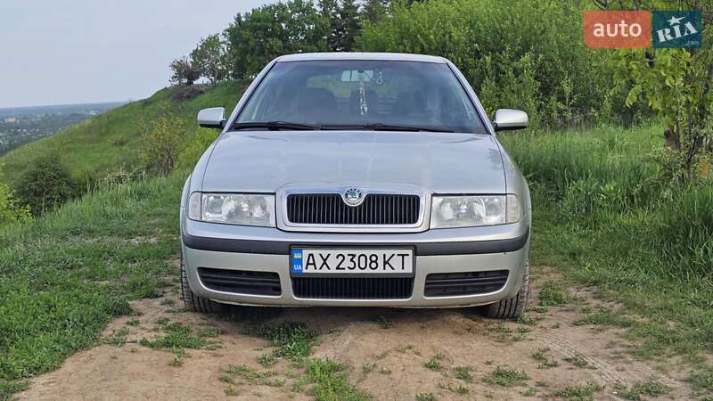 Лифтбек Skoda Octavia 2004 в Полтаве