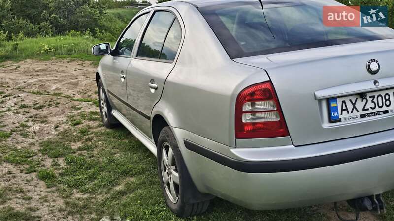 Лифтбек Skoda Octavia 2004 в Полтаве