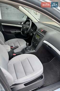 Лифтбек Skoda Octavia 2005 в 
