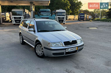 Универсал Skoda Octavia 2008 в Полтаве