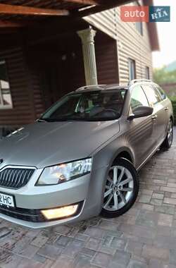 Универсал Skoda Octavia 2016 в Вараше