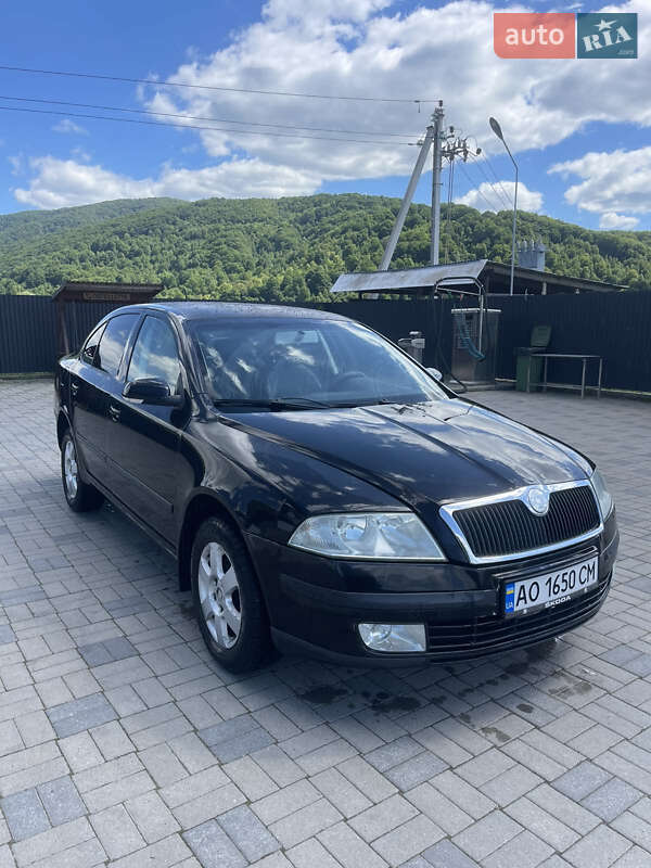 Ліфтбек Skoda Octavia 2005 в Іршаві